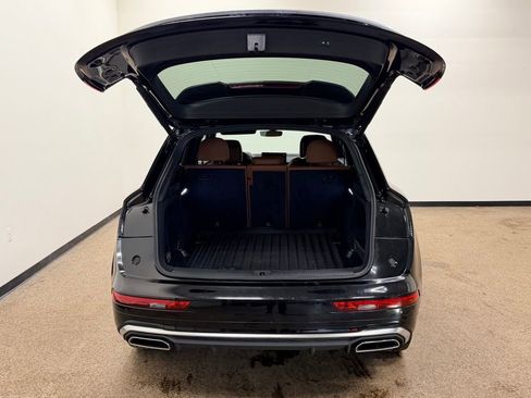 Used 2023 Audi Q5 2.0T Premium Plus w/ Premium Plus Package image 5
