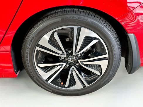 Used 2017 Honda Civic EX-L image 11