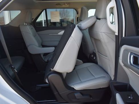 New 2026 Ford Explorer Active w/ Active Comfort Package image 44