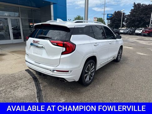 Used 2020 GMC Terrain Denali w/ Denali Premium Package FWD image 3