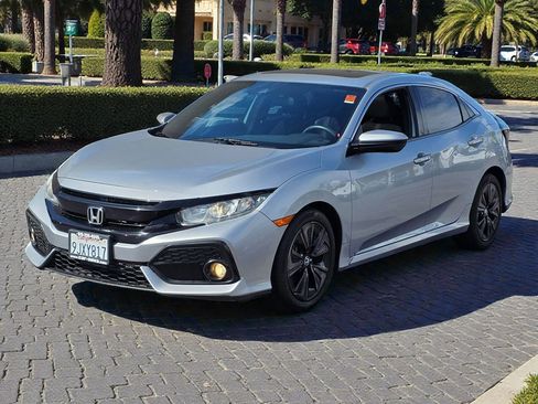 Used 2019 Honda Civic EX image 4