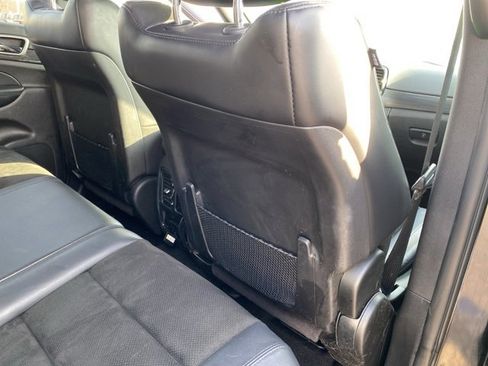 Used 2019 Jeep Grand Cherokee Altitude image 33