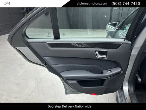 Used 2015 Mercedes-Benz E 350 Sedan image 26