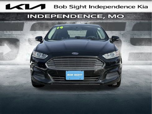 Used 2014 Ford Fusion SE image 24