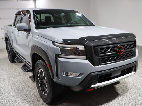 Used 2023 Nissan Frontier PRO-4X w/ Pro Convenience Package AWD/4WD image 5