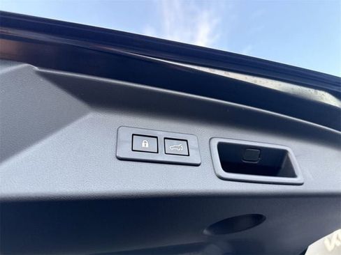 New 2025 Subaru Forester Limited image 94