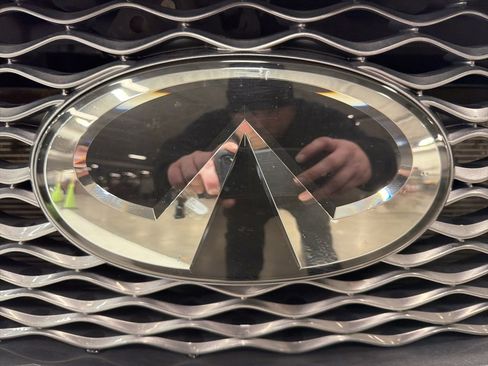 Used 2019 INFINITI QX50 Luxe w/ Navigation Package image 35