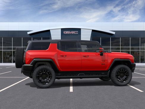 New 2026 GMC Hummer EV SUV w/ LPO, Dark Essentials Package image 19