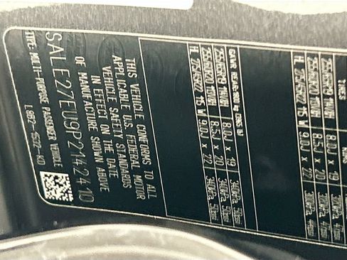 Used 2023 Land Rover Defender 110 X-Dynamic SE AWD/4WD image 34