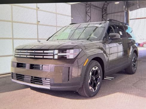 Used 2026 Hyundai Santa Fe SEL image 1