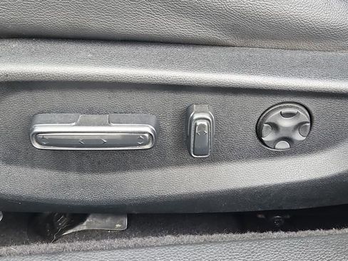 Used 2019 Honda Accord Sport image 14