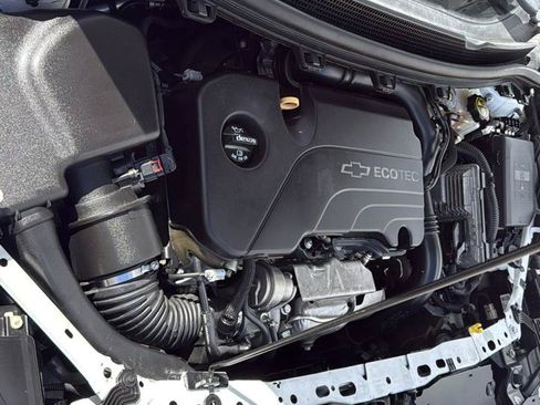 Used 2017 Chevrolet Cruze LT w/ Convenience Package FWD image 45