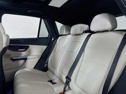 New 2026 Mercedes-Benz GLC 300 image 7