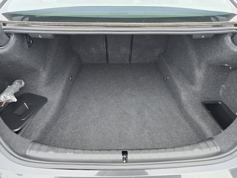 Used 2018 BMW 530i xDrive w/ Premium Package image 20