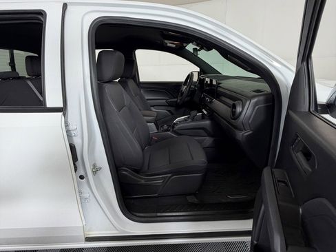 Used 2024 Chevrolet Colorado Trail Boss AWD/4WD image 6
