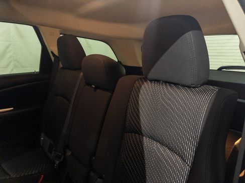 Used 2013 Dodge Journey SE image 9