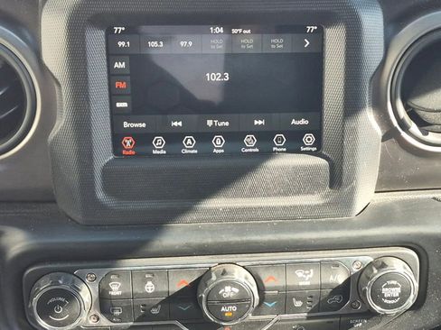 Used 2020 Jeep Wrangler Unlimited Sport S image 36