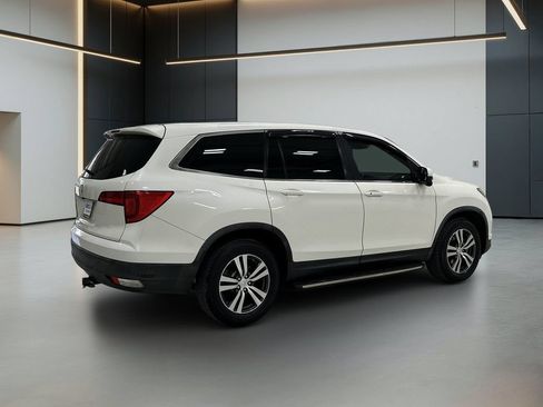 Used 2018 Honda Pilot EX image 6