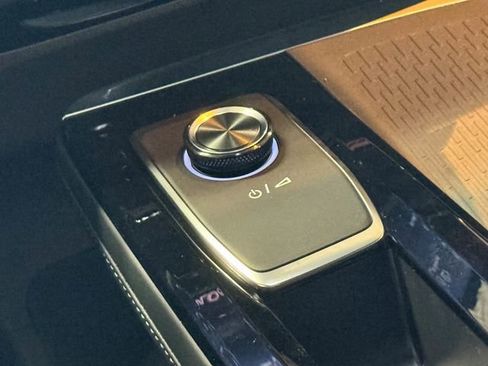 New 2026 Buick Enclave Preferred w/ Power Package image 29