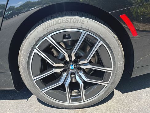 New 2026 BMW i7 eDrive50 w/ M Sport Package RWD image 26