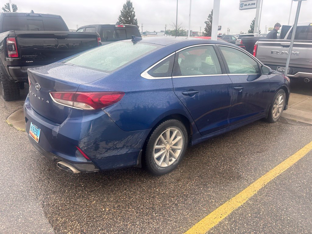 Used 2018 Hyundai Sonata SE w/ Winter Weather Package FWD image 13