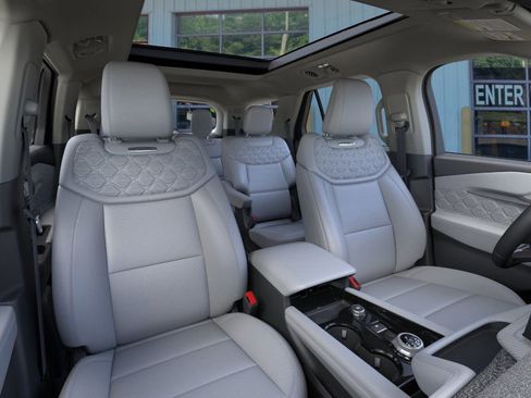 New 2026 Ford Explorer Platinum w/ LUX Leather Package image 10