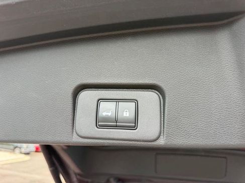Used 2021 Nissan Rogue SL w/ Premium Package AWD/4WD image 8