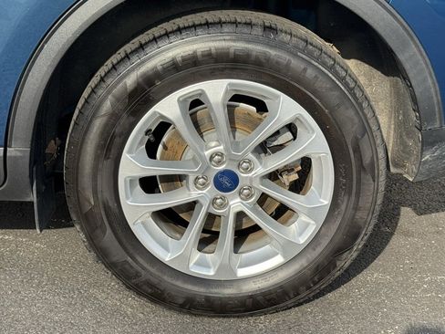 Certified 2020 Ford Escape SEL image 39