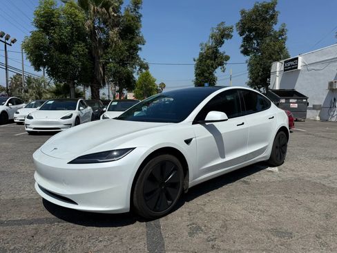 Used 2025 Tesla Model 3 Long Range RWD image 3