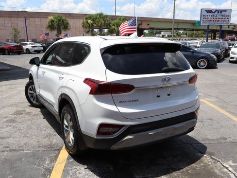 Used 2019 Hyundai Santa Fe SEL FWD image 5