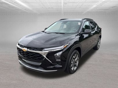 Used 2025 Chevrolet Trax LT w/ Driver Confidence Package