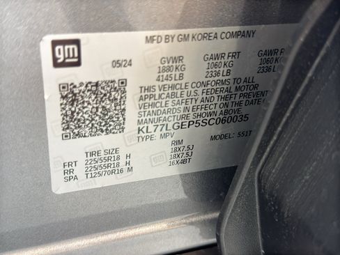 Used 2025 Chevrolet Trax RS w/ Driver Confidence Package FWD image 35