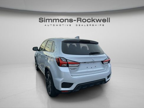 Used 2024 Mitsubishi Outlander Sport SE image 6