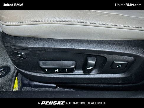 Used 2018 Lexus ES 350 w/ Ultra Luxury Package FWD image 4
