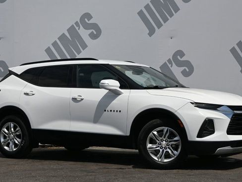 Used 2019 Chevrolet Blazer LT image 3