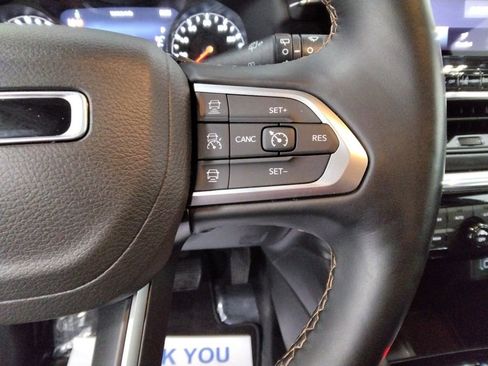 Used 2022 Jeep Compass Limited image 13