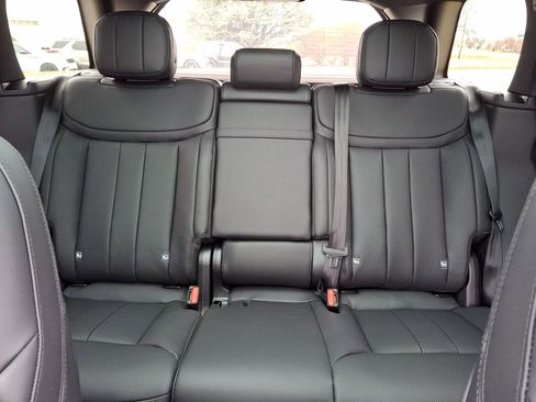 New 2025 Land Rover Range Rover SE image 13