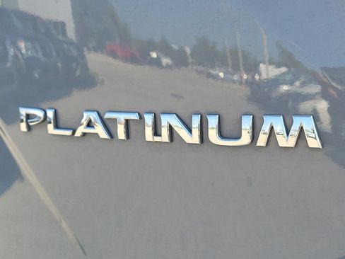 Certified 2024 Nissan Murano Platinum w/ Cargo Package FWD image 11