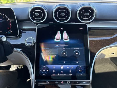 New 2025 Mercedes-Benz C 300 4MATIC Sedan image 35