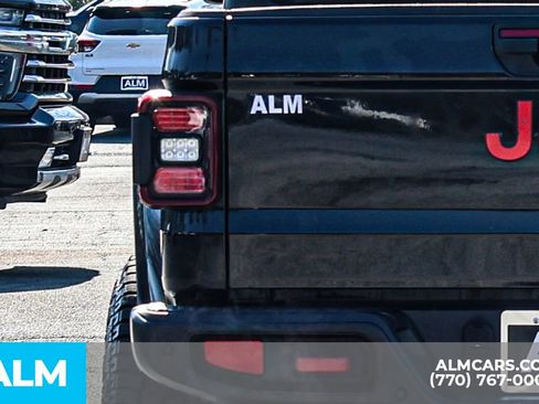 Used 2021 Jeep Gladiator Willys image 12