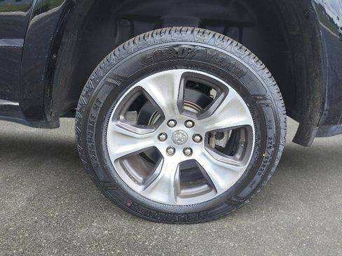 Used 2019 RAM 1500 Laramie AWD/4WD image 28