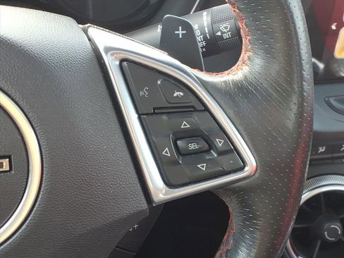 Used 2018 Chevrolet Camaro LT image 22