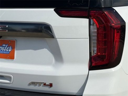 Used 2021 GMC Yukon AT4 w/ Rear Media and Nav Package image 7