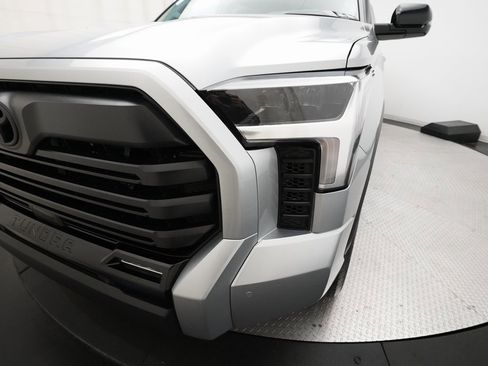 Used 2024 Toyota Tundra Limited image 22