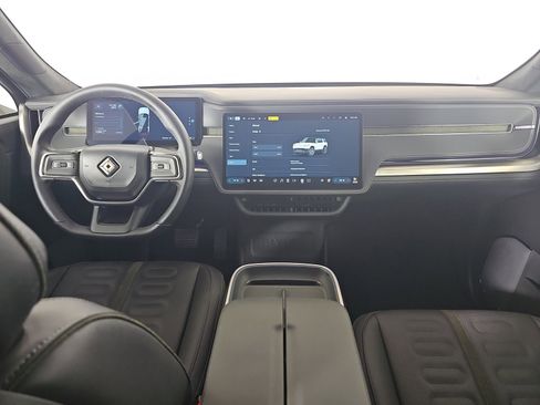 Used 2025 Rivian R1S Adventure AWD/4WD image 25
