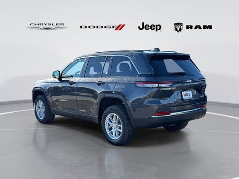 New 2025 Jeep Grand Cherokee Laredo X image 4