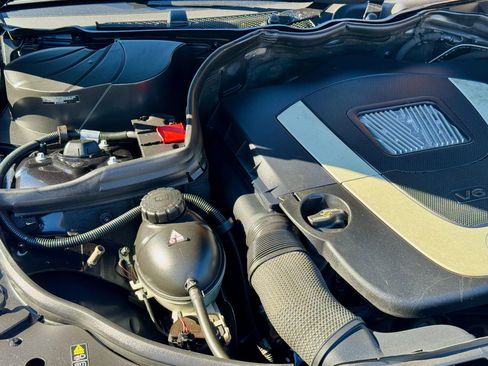 Used 2008 Mercedes-Benz C 300 4MATIC Sedan image 35