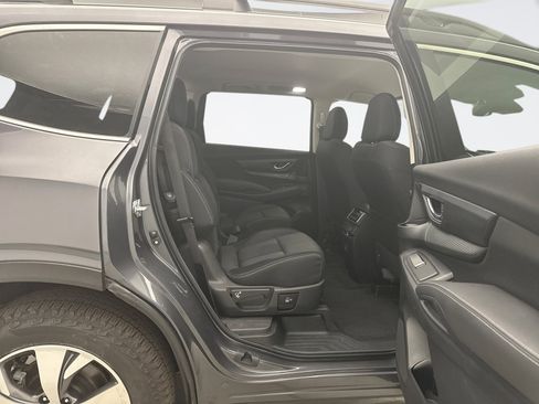 Used 2025 Subaru Ascent Premium AWD/4WD image 17