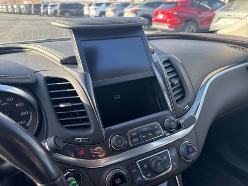 Used 2019 Chevrolet Impala LT image 49