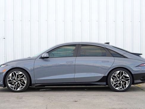 Used 2024 Hyundai Ioniq 6 SEL image 8